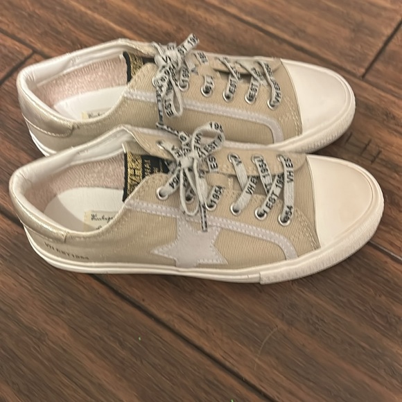 NIB-Vintage Havana, Nina designer shoes, size 6 - Picture 2 of 4